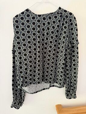 Treasure & Bond Black and White Circular Print Long-Sleeve Top